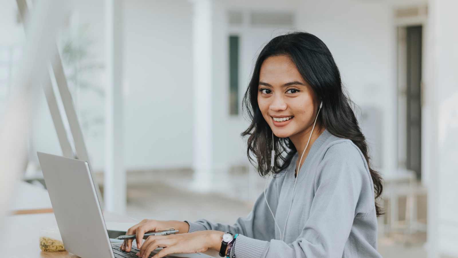 woman working on a laptop